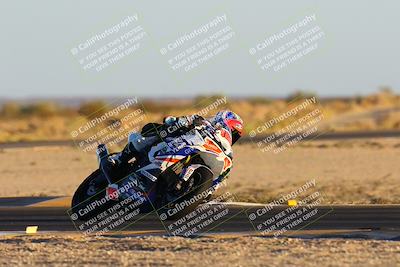 media/Nov-17-2024-CVMA (Sun) [[1fec520723]]/Race 18-Supersport Middleweight/